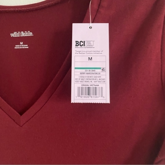 Wild FABLE NWT Baby Tee Basic T-Shirt V Neck Cropped Cotton - Picture 5 of 9